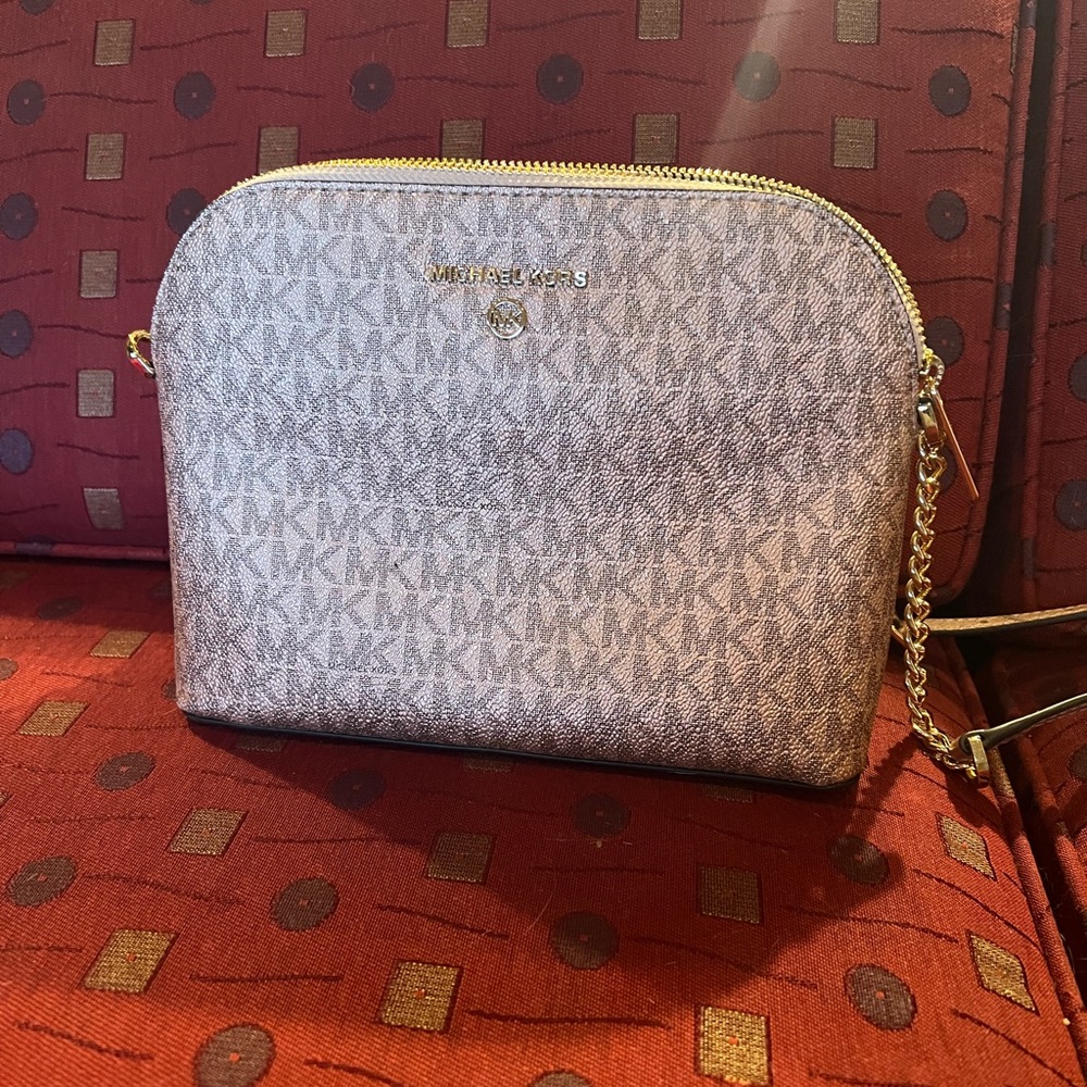 Michael Kors Cindy Large Dome Crossbody